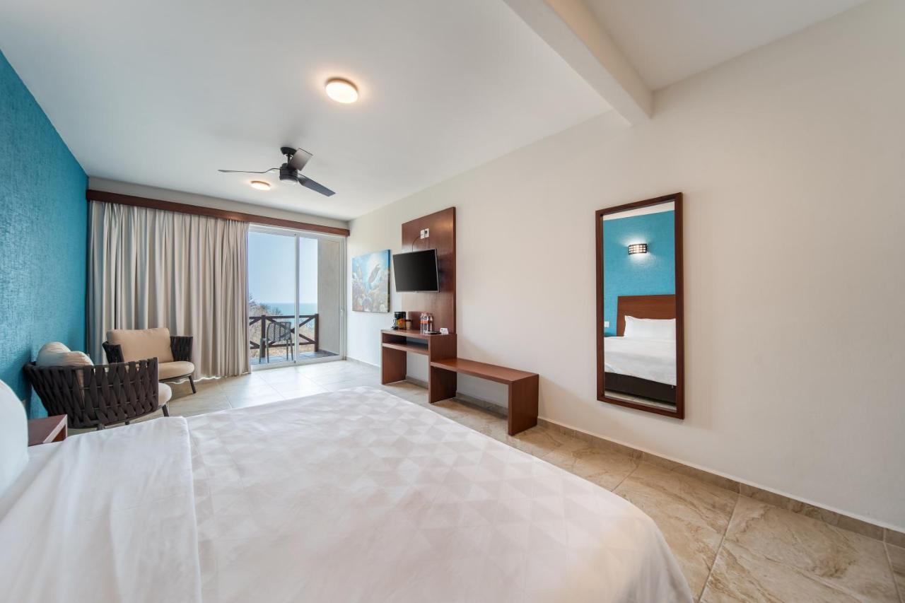 Villas Coral Huatulco 산타크루즈휴에튤코 외부 사진