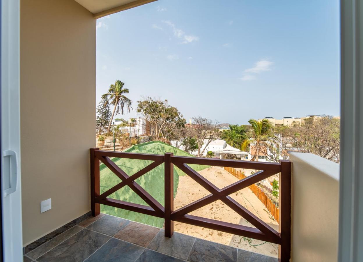 Villas Coral Huatulco 산타크루즈휴에튤코 외부 사진