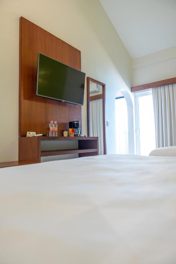 Villas Coral Huatulco 산타크루즈휴에튤코 외부 사진