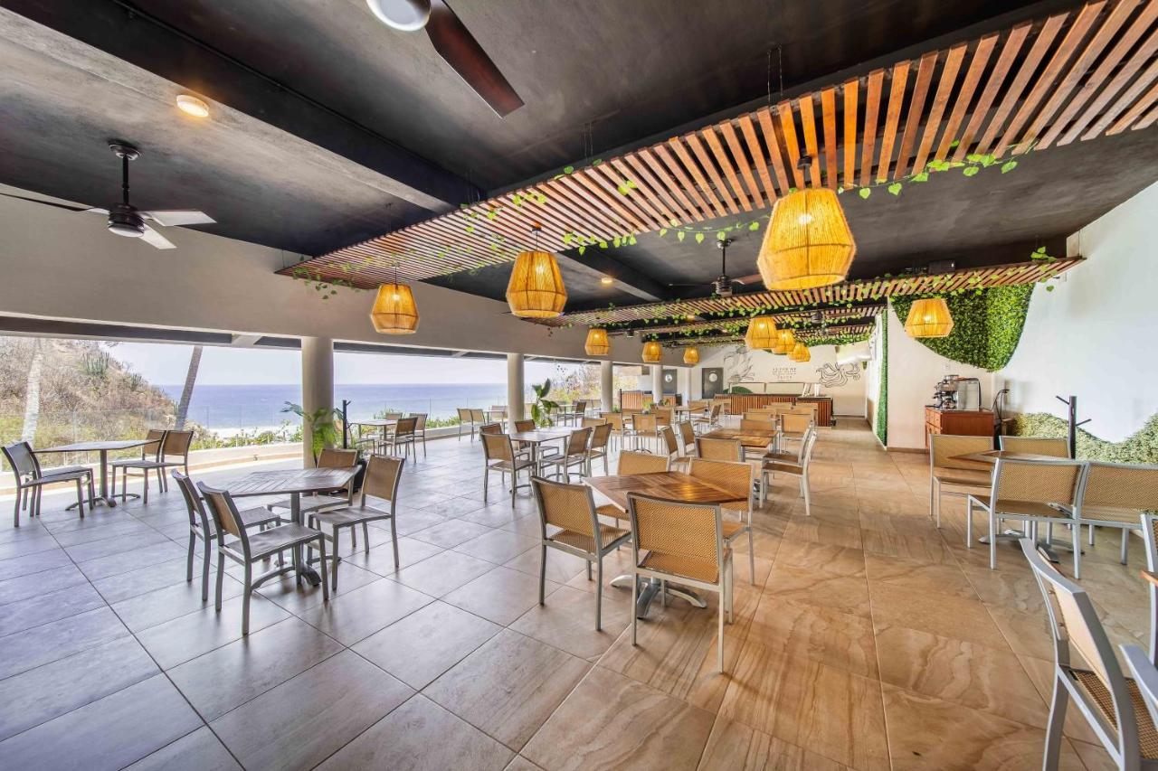 Villas Coral Huatulco 산타크루즈휴에튤코 외부 사진