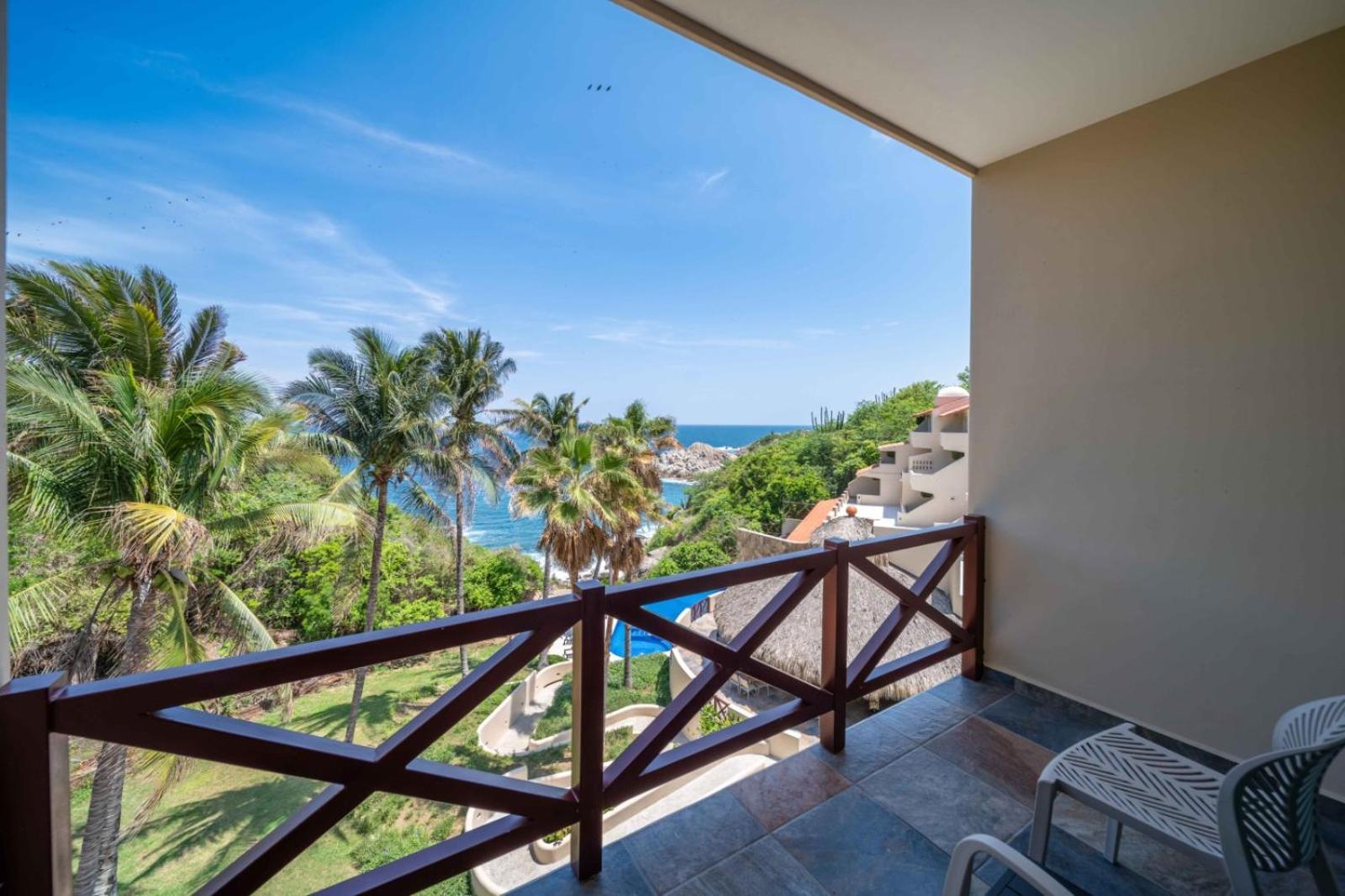 Villas Coral Huatulco 산타크루즈휴에튤코 외부 사진